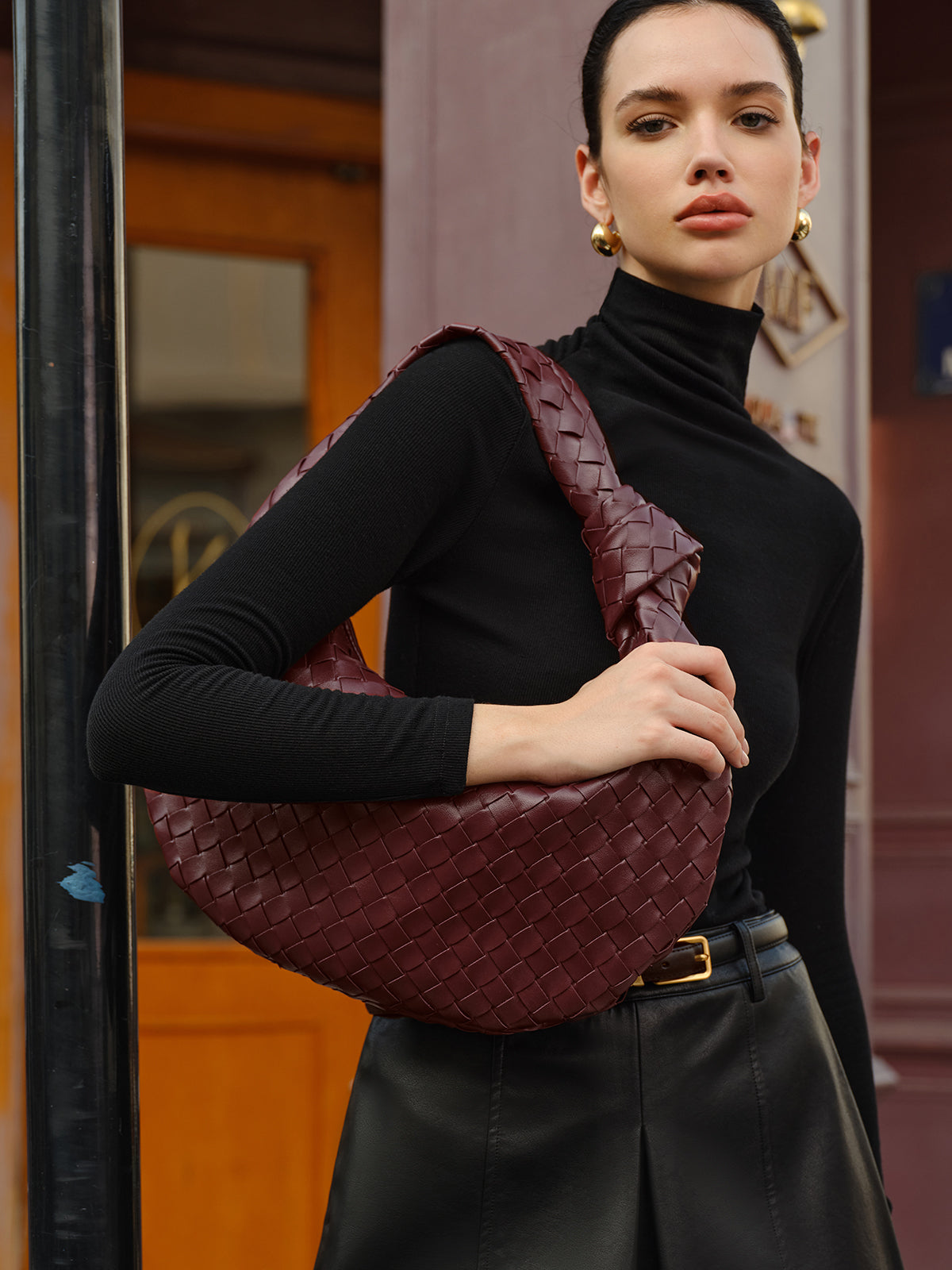 Woven Shoulder Hobo Bag for Relaxed Everyday Styling