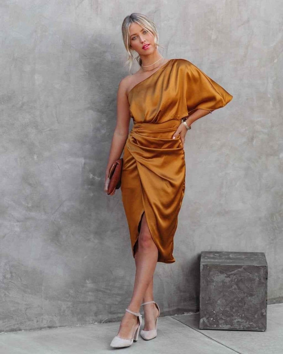 One-shoulder midi dress in satin look with draping and slit