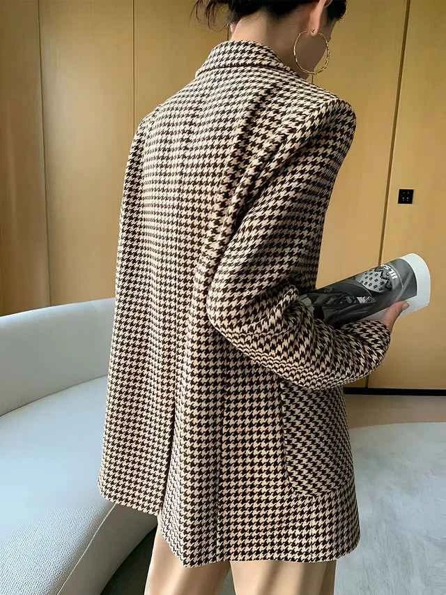 Blazer with Belt – Defined Waist Fit for Elegant Silhouette