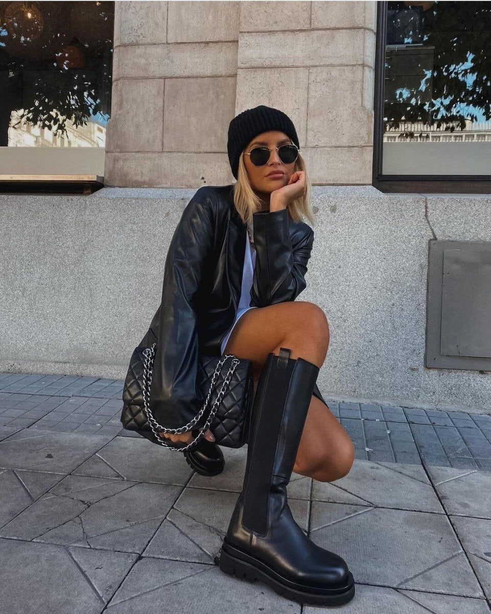 Leather-Look Blazer – Structured Fit with Modern Edge Styling