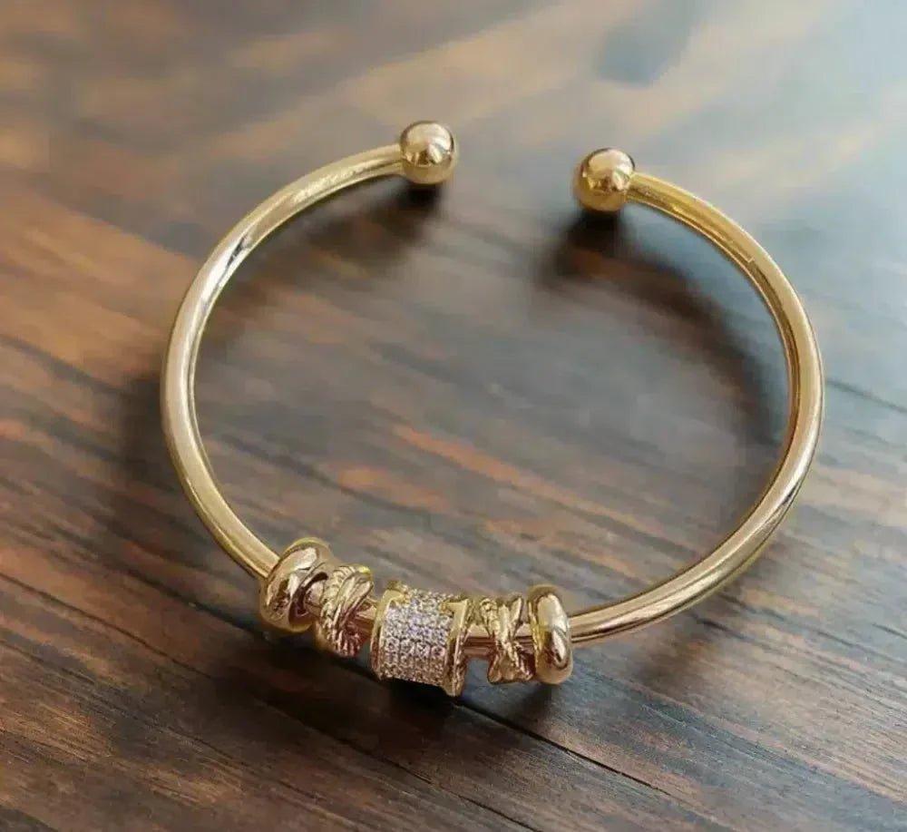 Elegant Gold Bangle Bracelet for Timeless Chic Styling