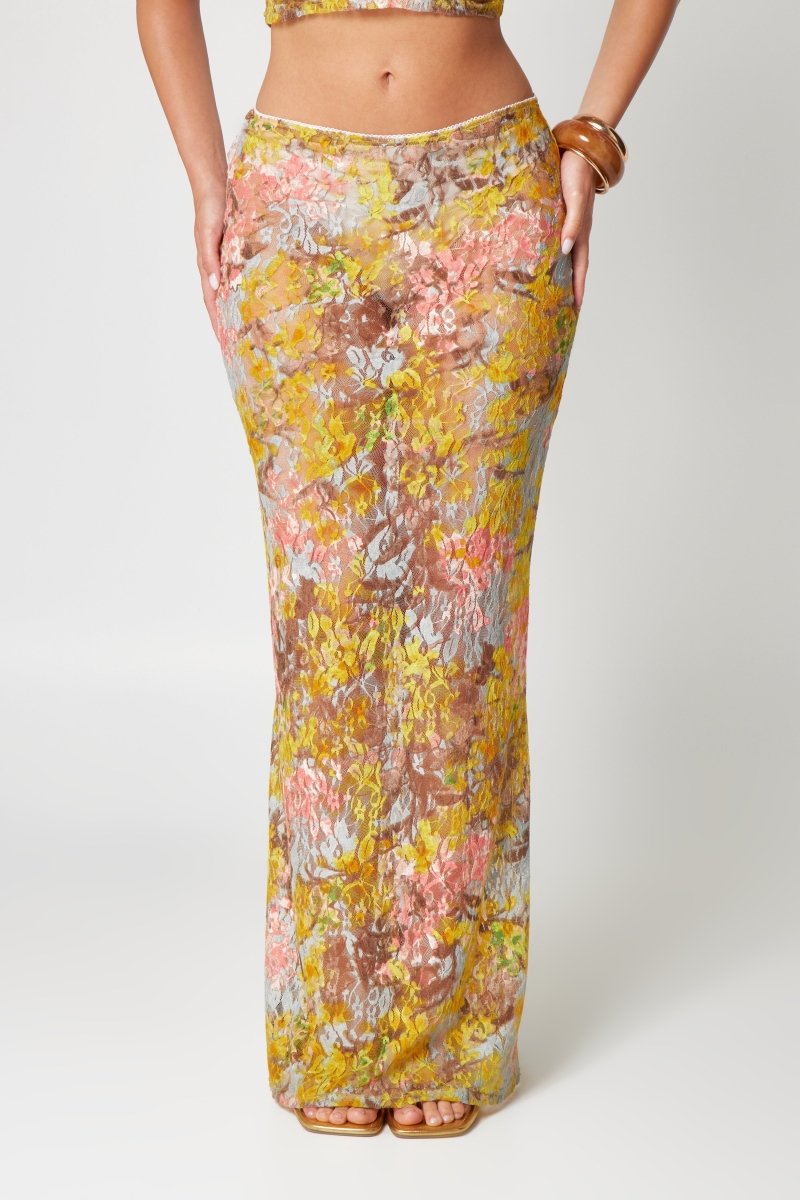 Floral Top and Skirt Set for Feminine Summer Styling