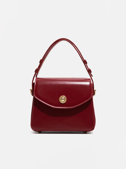 Flap Shoulder Bag for Chic Everyday and Evening Looks