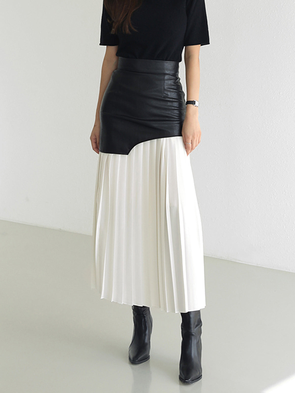 Pleated Maxi Skirt for Elegant Flowing Styling Looks