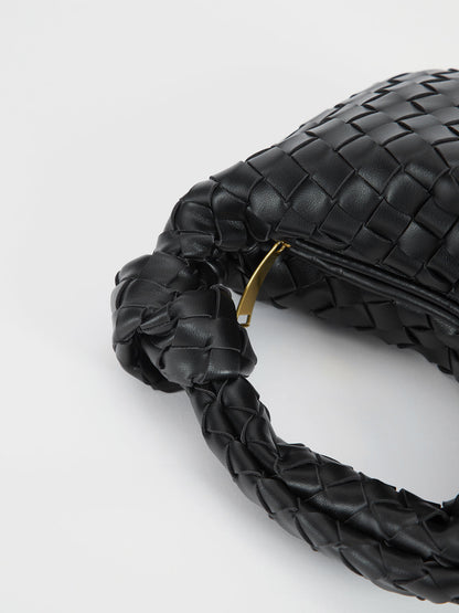 Woven Knot Shoulder Bag for Effortless Summer Styling