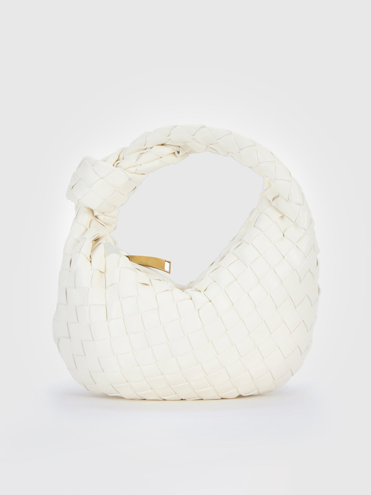 Woven Knot Shoulder Bag for Effortless Summer Styling