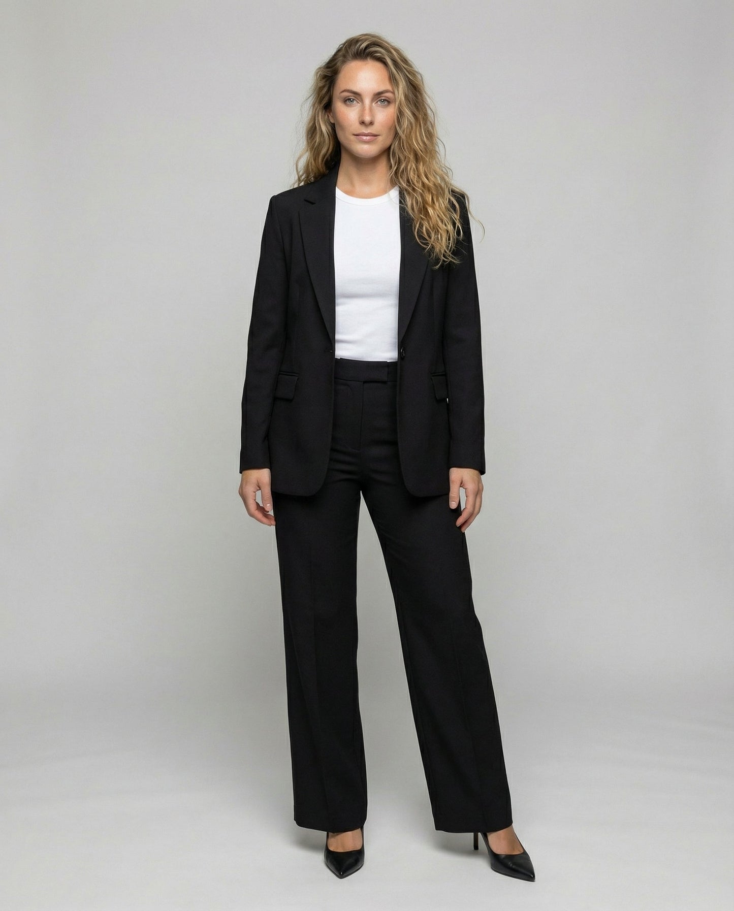 Elegant Women’s Two-Piece Suit