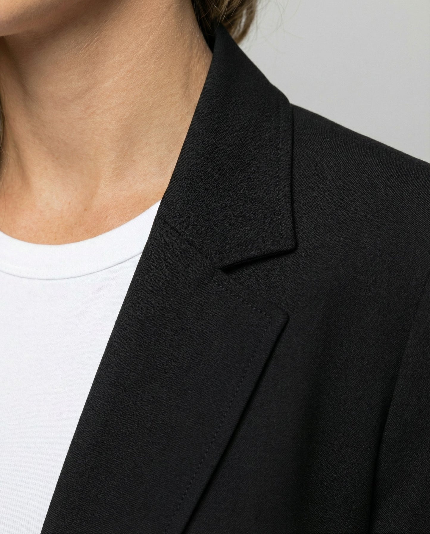 Elegant Women’s Two-Piece Suit