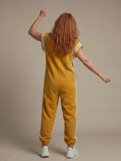 Modern Zip-Up Women’s Tracksuit