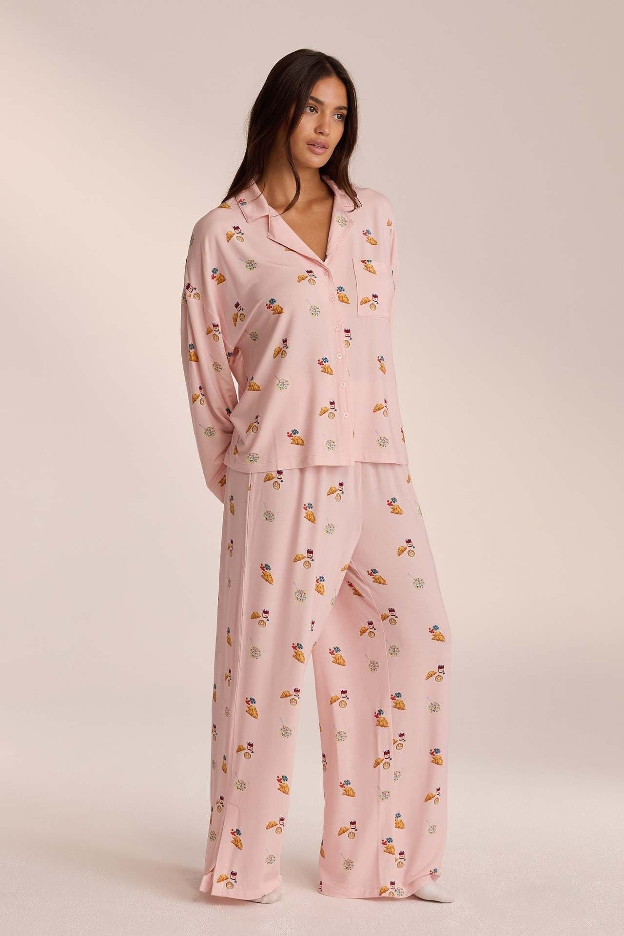 Relaxed Fit Women's Pajama Set for Cozy Comfort