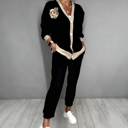Stylish Two-Piece Cardigan Set with Floral Accents