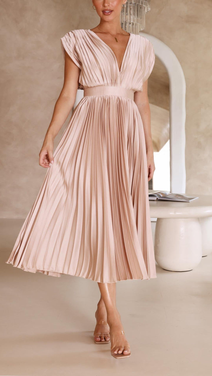 Pleated V-Neck Maxi Dress for Elegant Feminine Looks