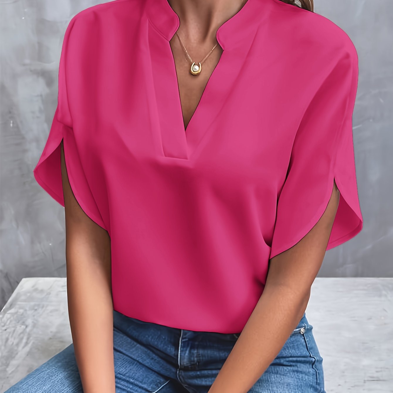 Women's Blouse Shirt Elegant Top with Modern Cut