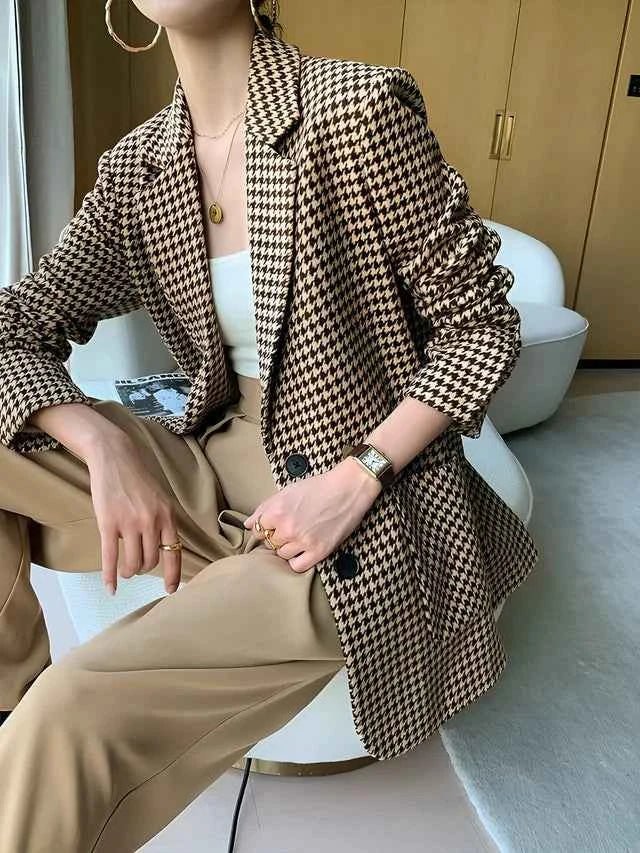 Blazer with Belt – Defined Waist Fit for Elegant Silhouette