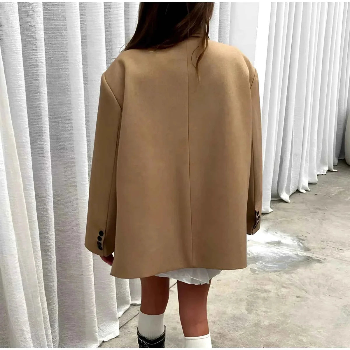 Oversized Blazer – Clean Minimal Look with Relaxed Tailored Fit