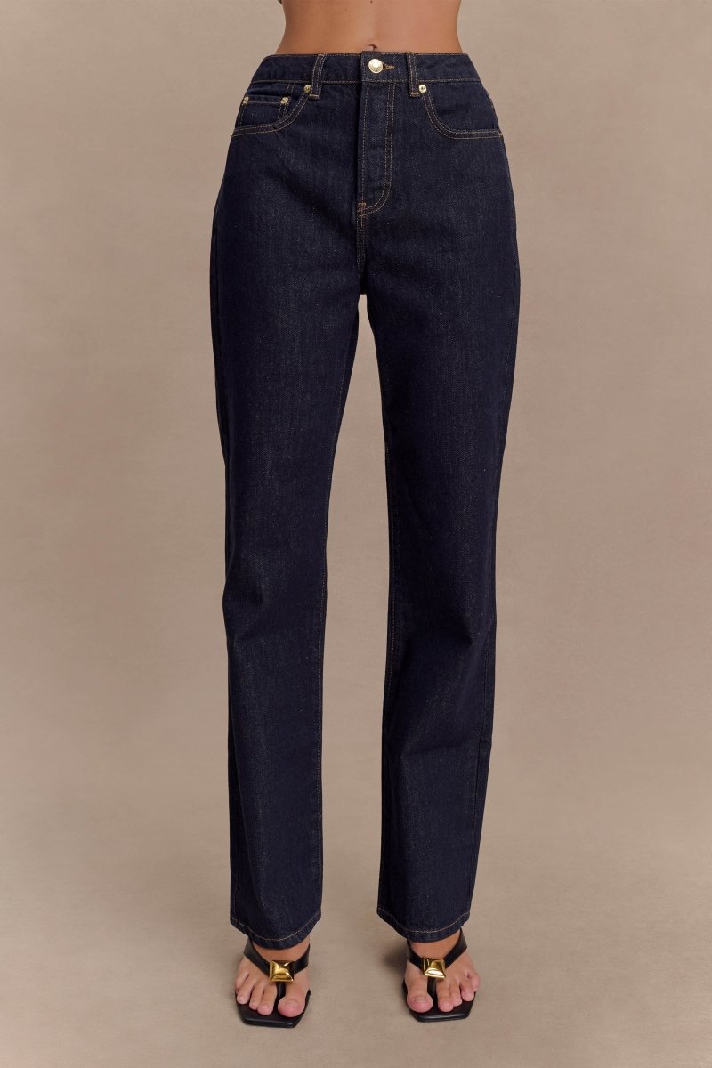 Two-Piece Vest and Trousers Set for Chic Tailored Styling