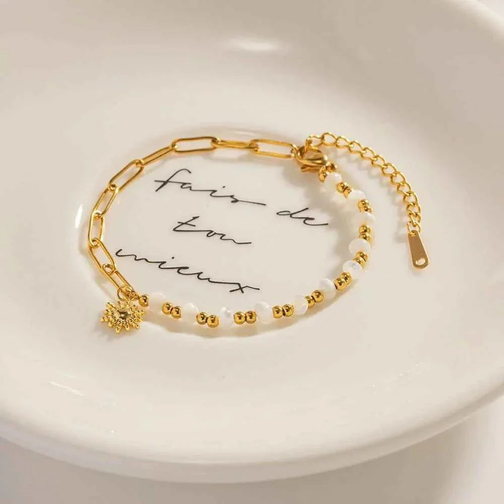 Pearl and Link Bracelet for Elegant Feminine Styling Looks