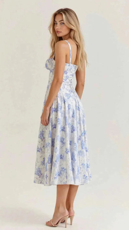 Romantic midi dress with vintage floral pattern