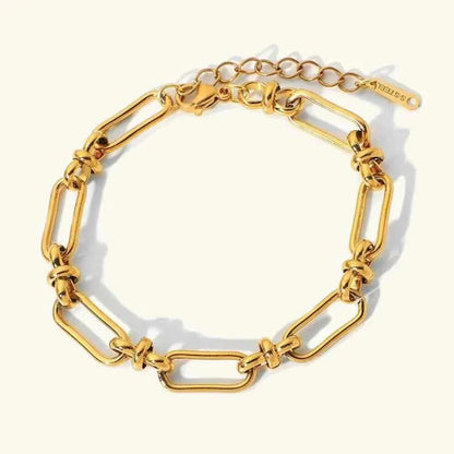 Gold Link Bracelet for Chic Everyday and Evening Looks