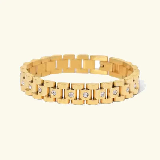 Gold Link Bracelet for Elegant and Timeless Styling Looks