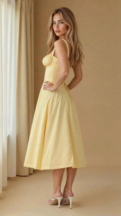 Feminine corset midi dress with sweetheart neckline