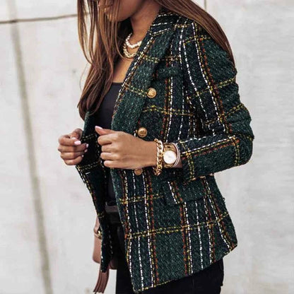 Fitted Blazer – Minimalist Design for Clean and Elegant Styling