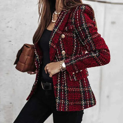 Fitted Blazer – Minimalist Design for Clean and Elegant Styling